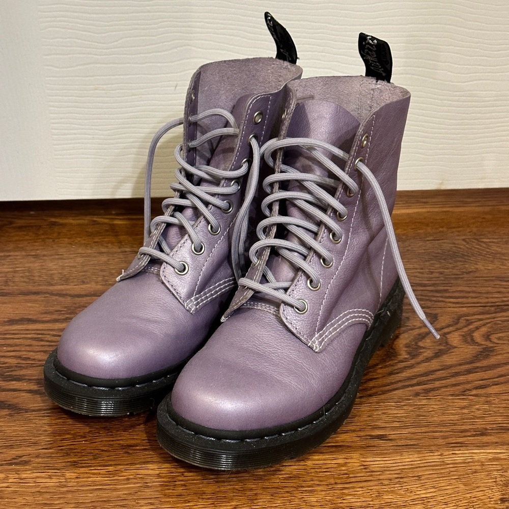 Lovely lavender Doc Martens 💜